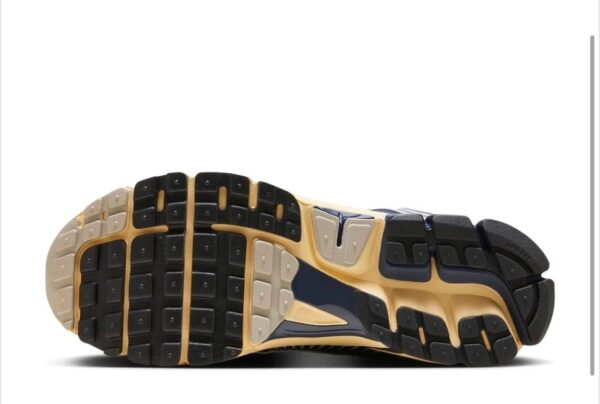 Nike Air Zoom Vomero 5 "since '72"
